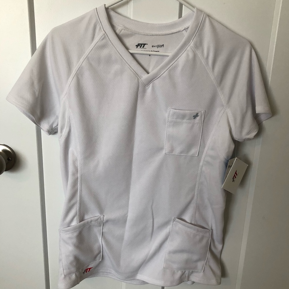 FITscrubs white “PocketPlus” Antimicrobial Top